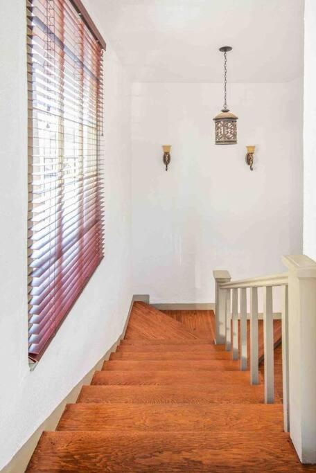 The Spanish Hideaway Λος Άντζελες Εξωτερικό φωτογραφία
